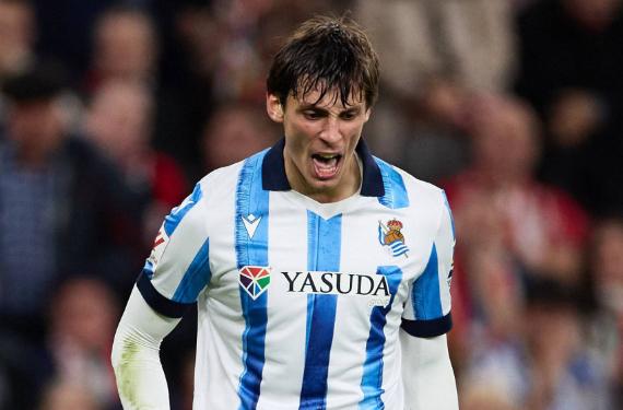Real Sociedad ya tiene al reemplazo de Robin Le Normand; llega del Borussia Dortmund: tiene 35 años